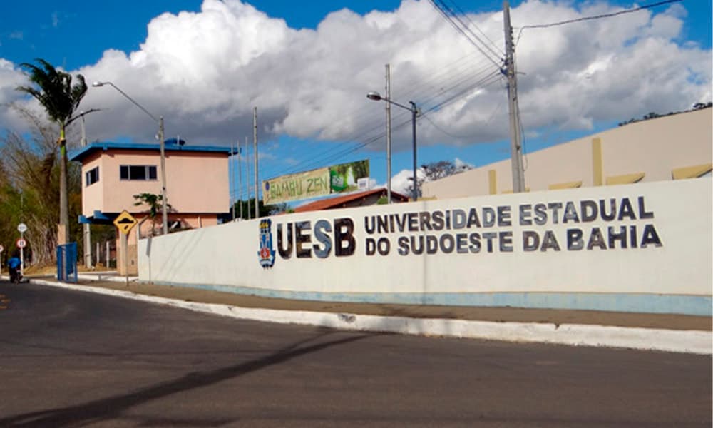 UESB abre concurso para professor efetivo