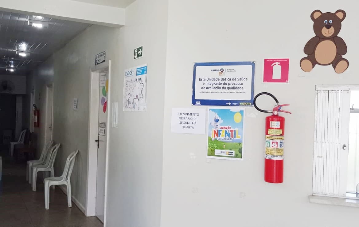 Prefeitura de Ibirataia instala Extintores de Incêndio nas Unidades de Saúde