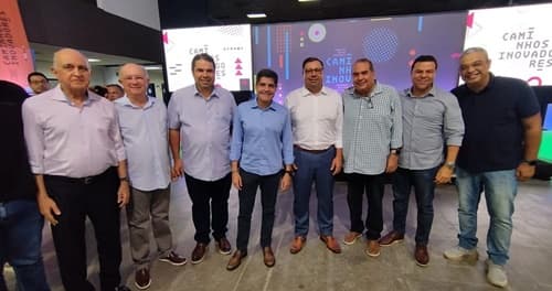 Evento 'Caminhos Inovadores' em Feira de Santana Destaca Diálogo e Reflexão com ACM Neto"