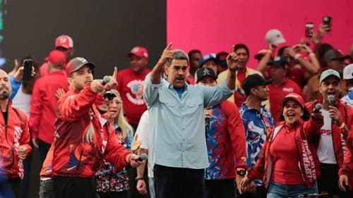 “Eleições foram realizadas de forma exemplar”, diz Maduro após vitória