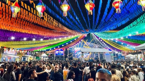 Ibirataia: Terceiro dia do São João Raiz 2025 promete agitar este domingo (22); confira a programação
