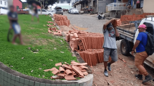 Ibirataia: Prefeitura combate ocupação irregular de espaços públicos