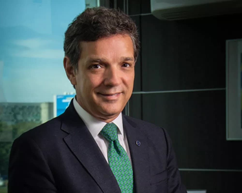 Presidente da Petrobras é demitido após 40 dias no cargo