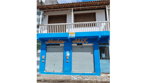 Ibirataia: Vende-se Prédio com ponto comercial e duas casas