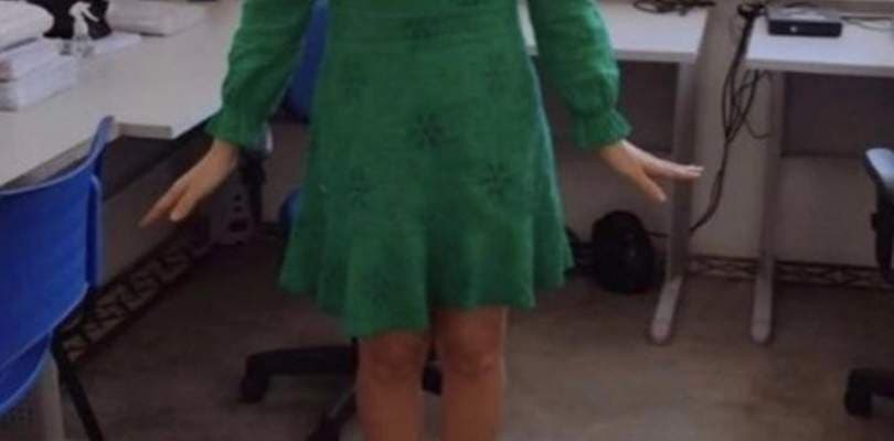 Professora é proibida de entrar na Secretaria de Educação por usar 'traje inadequado'