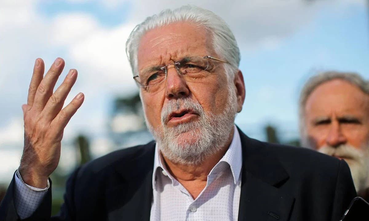 Wagner diz que Rui segue no Governo e que Otto vai disputar a reeleição no Senado