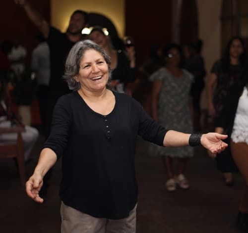 Ibirataia Notícias parabeniza a renomada Artista Plástica Selma Calheira em seu aniversário