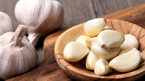 Alho: um aliado natural para a saúde e bem-estar