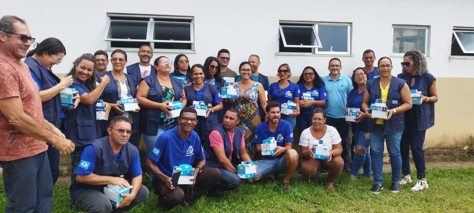 SEMUS faz entrega de fardamentos Agentes Comunitários de Saúde, de Edemias e equipamentos para auxiliar no atendimento a comunidade