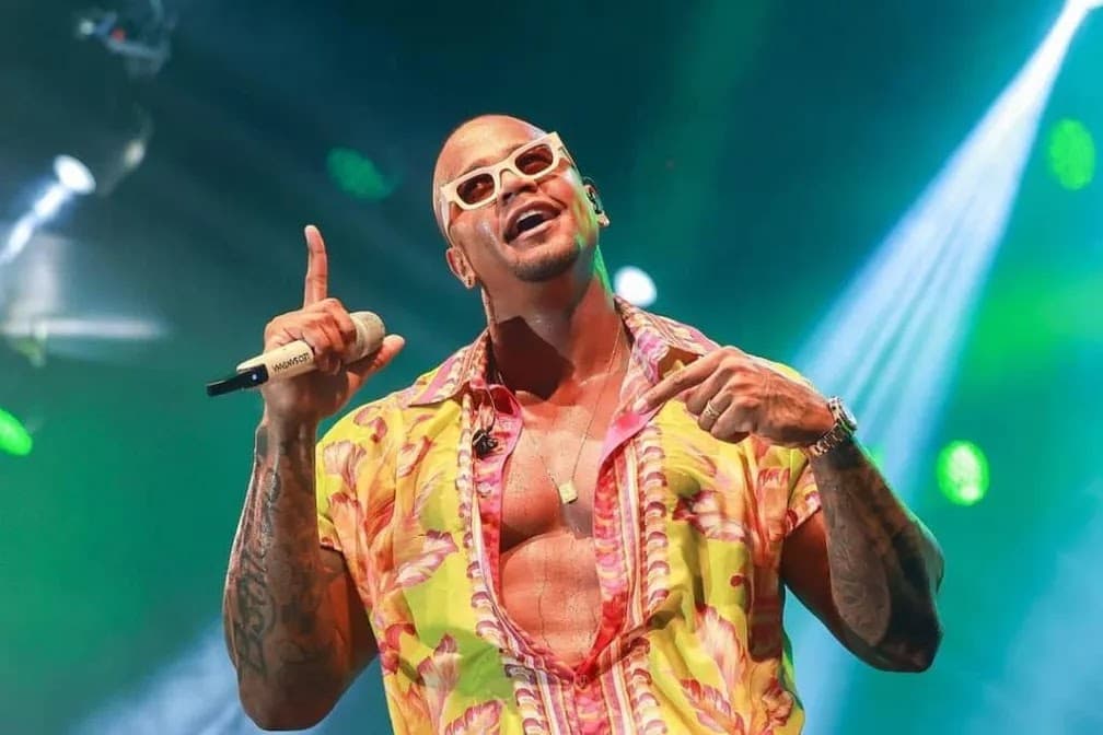 ‘Zona de perigo’: como hit de Leo Santana disparou perto do carnaval