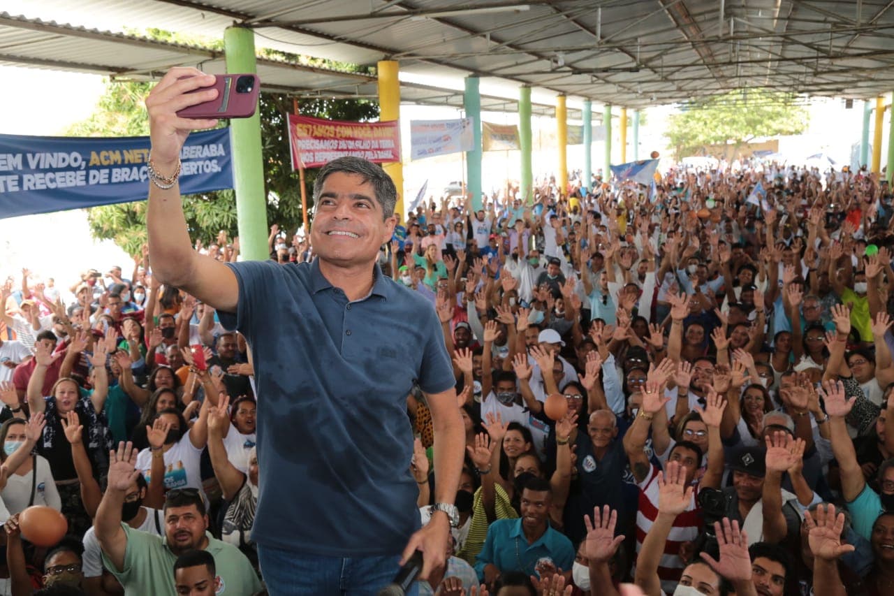 ACM Neto critica perseguição do governo e diz que vai colocar Hospital de Itaberaba para funcionar se não houver solução estadual ou federal
