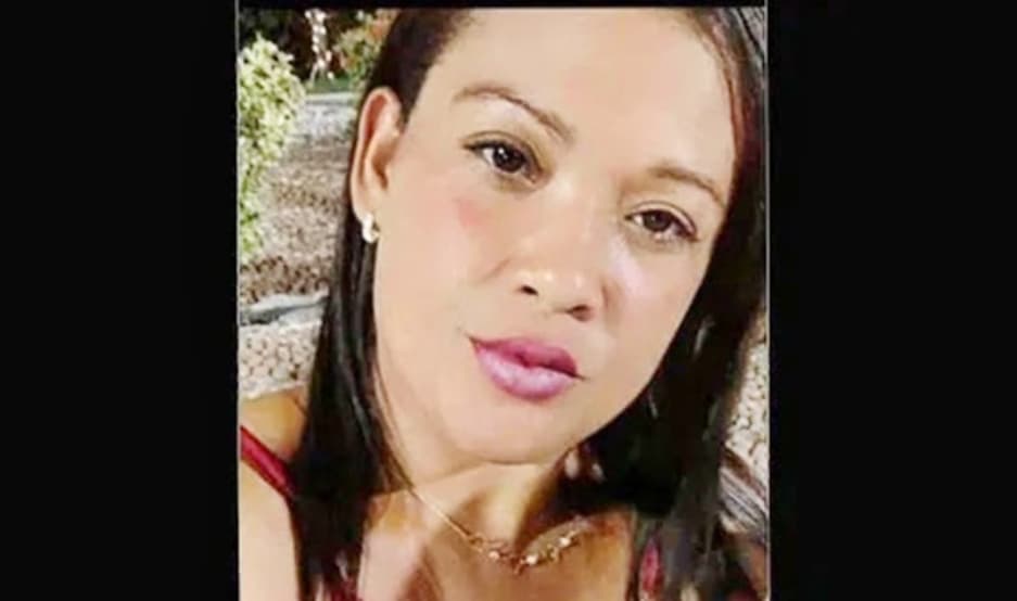 Mulher morre após sofrer choque elétrico ao tentar ligar máquina de lavar roupas
