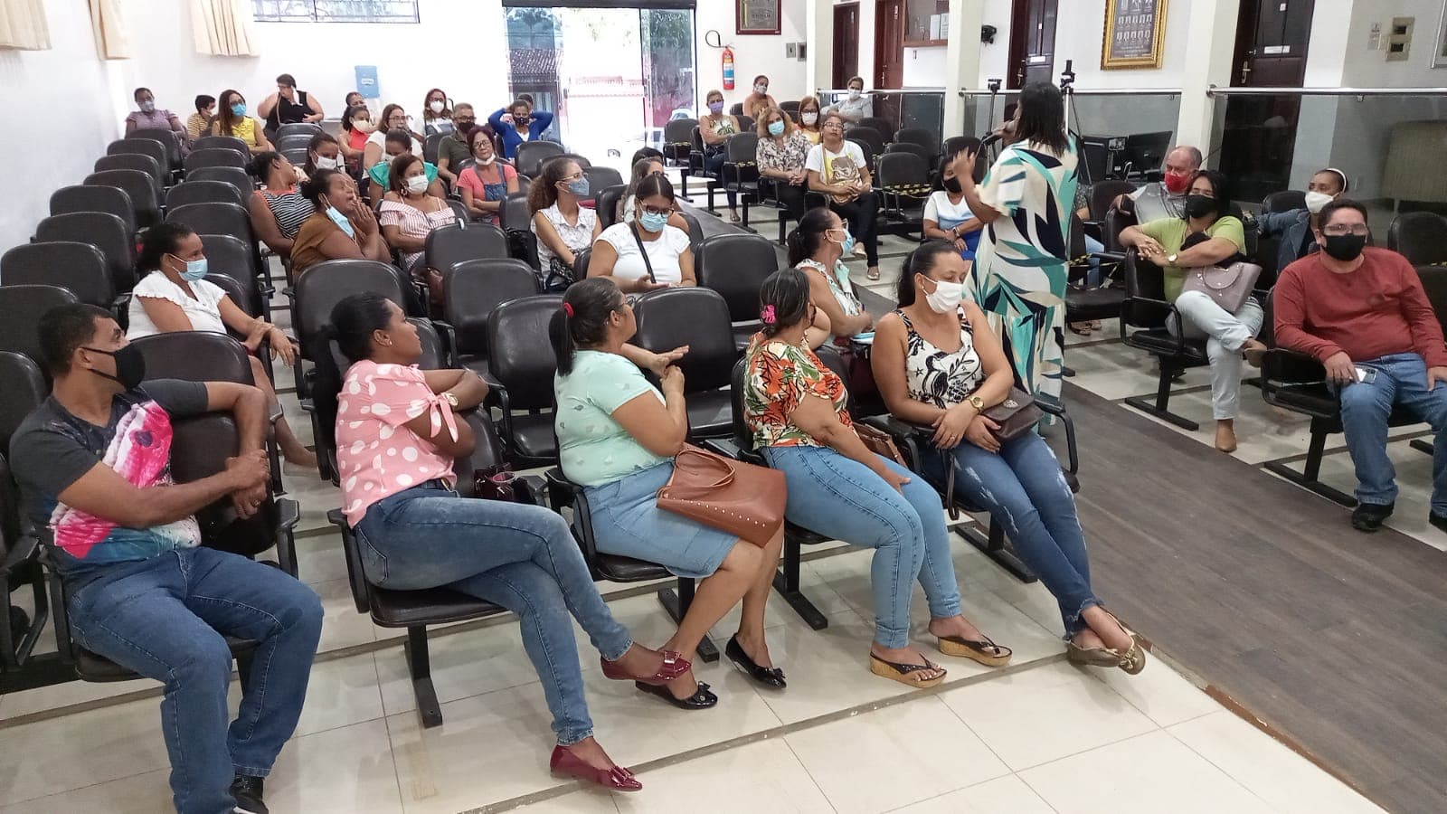 Professores de Ibirataia decidem por paralisação em protesto ao não cumprimento do reajuste do piso salarial 2022