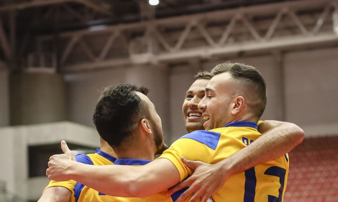 Brasil faz 5 a 1 no Equador na Copa América de Futsal