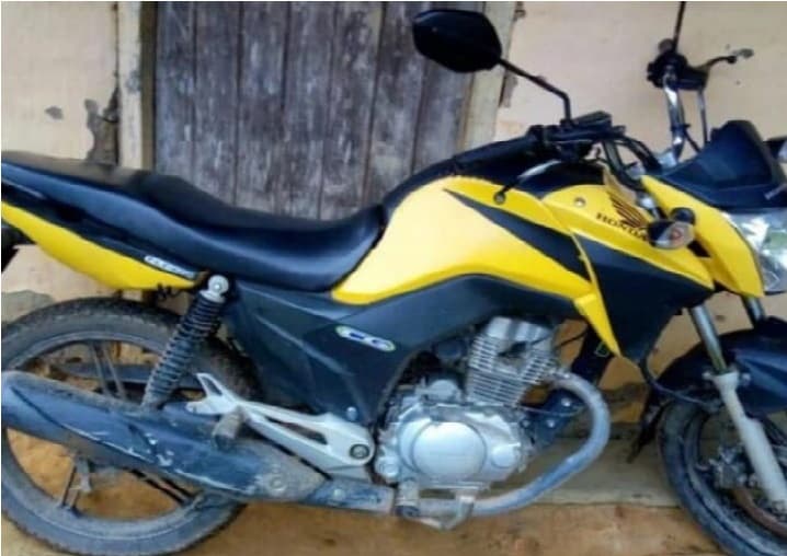 Ibirataia: Moto é tomada de assalto na ‘ladeira da Santa Rita’, próximo ao distrito de Algodão