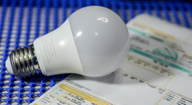 Sem cobrança adicional de energia, bandeira verde continua em agosto
