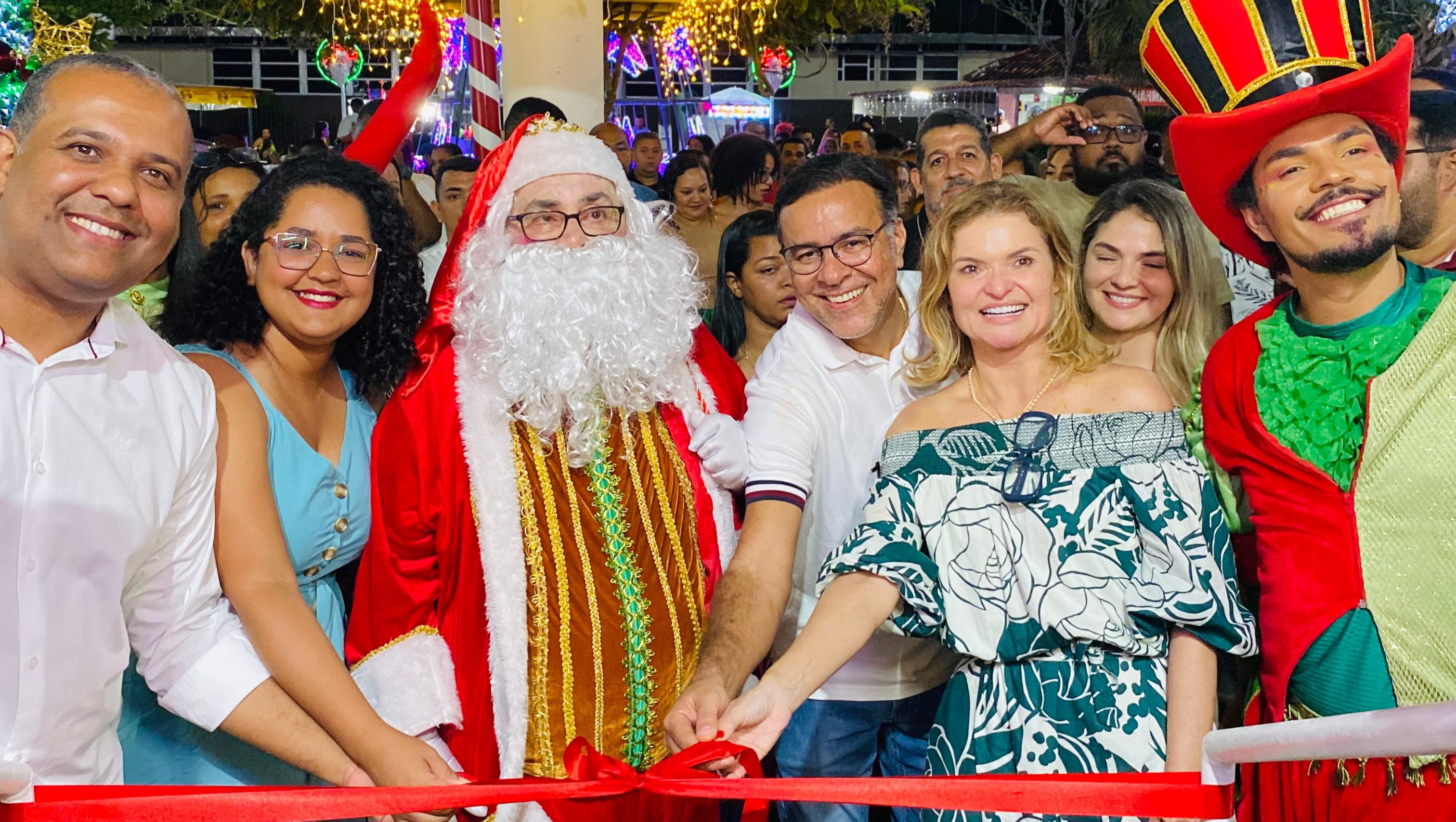Prefeitura de Ibirataia inaugura decoração do “Natal das Estrelas 2024”