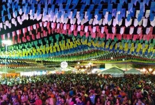 Município baiano proíbe festejos juninos após aumento de casos da covid-19