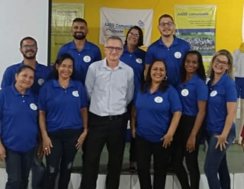 Ibirataia: Programa AABB Comunidade faz entrega dos kits anuais