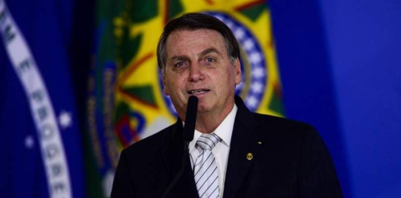 Quem tomou Coronavac está morrendo, diz Bolsonaro, mas realidade é outra