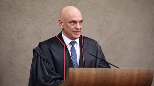 Alexandre de Moraes nega pedido de Bolsonaro para anular delação de Mauro Cid