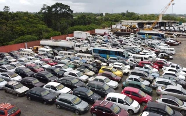 PRF realiza leilão online com mais de 800 veículos retidos na Bahia
