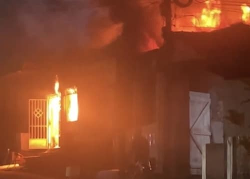 Incêndio destrói minifábrica de móveis planejados em Ibirapitanga