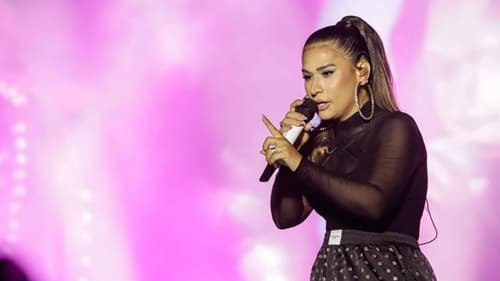 Simone Mendes recebe presente inusitado de fã após mal-estar em show junino
