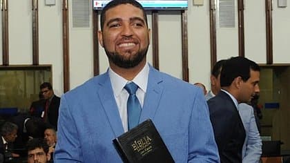 Morre o Deputado João Isidório, filho do Pastor Isidório, após afogamento