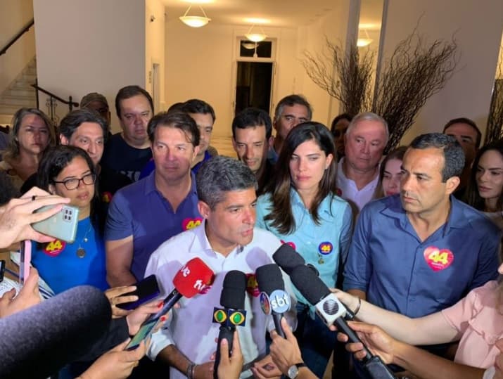 ACM Neto deseja sorte a Jerônimo e promete fazer uma oposição lúcida