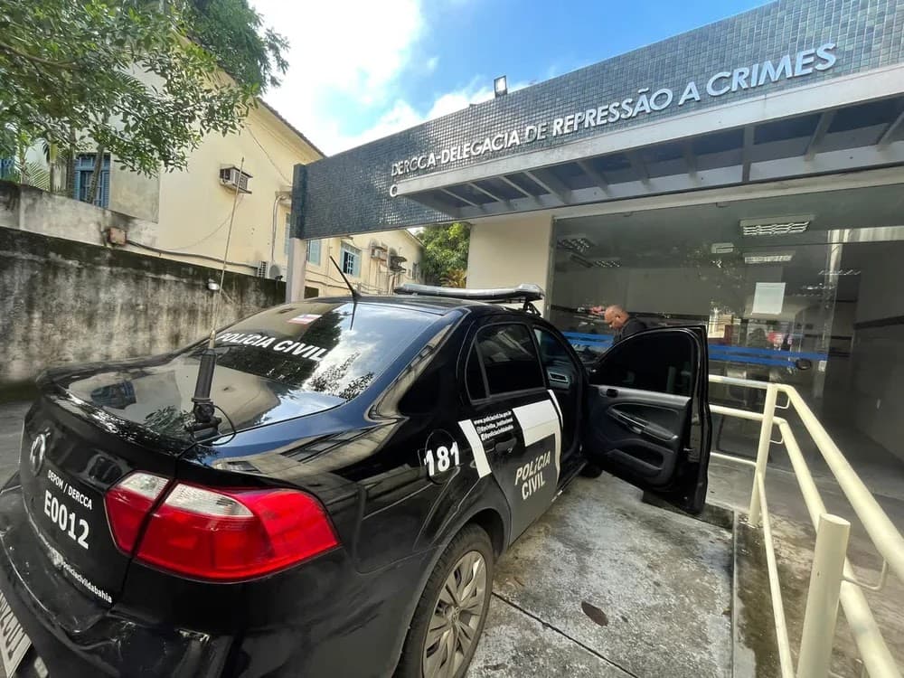 Criança de 3 anos é achada morta com sinais de estupro; mãe é presa