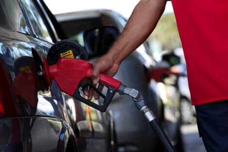 Petrobras reajusta mais uma vez preços da gasolina e do diesel