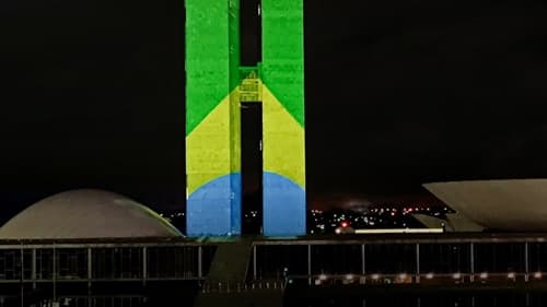 Maioria dos brasileiros apoia fim da reeleição para cargos do Executivo, aponta pesquisa
