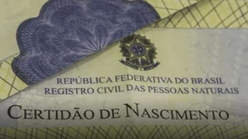Justiça determina retirada do nome de mulher da certidão de nascimento após exame de DNA em SC