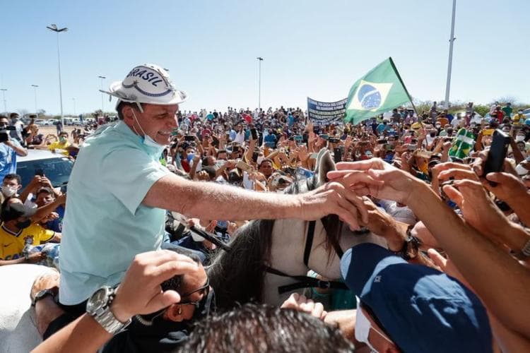 Deputados federais da base de Rui acompanham Bolsonaro em evento na Bahia