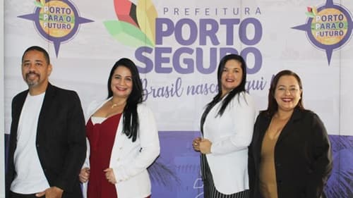 Ibirataia participa de Formação para Escolas em Tempo Integral em Porto Seguro
