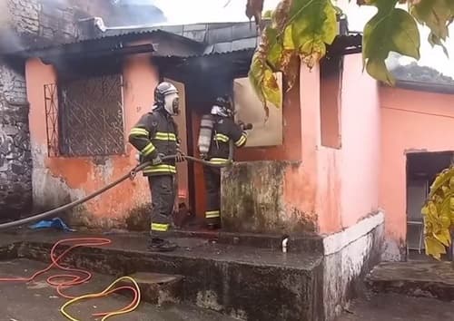 Itabuna: Irmãos de 3 e 8 anos morrem em incêndio dentro de casa