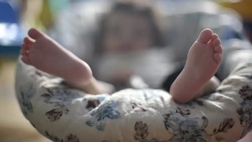 Mãe é presa por matar filha de 2 meses fruto de incesto