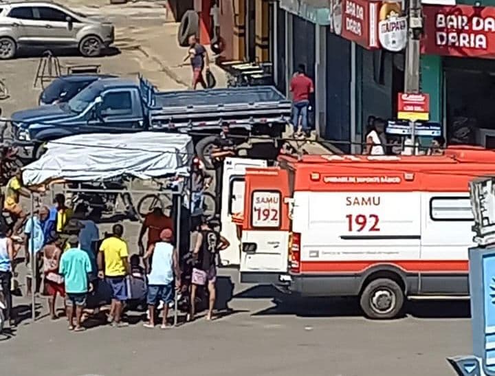 Ubatã: Homem fica ferido após colisão entre motocicleta e veículo de passeio