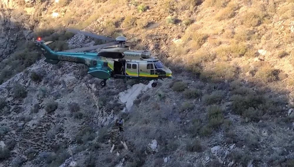 SOS via satélite do iPhone 14 gera resgate épico de helicóptero em cânion nos EUA