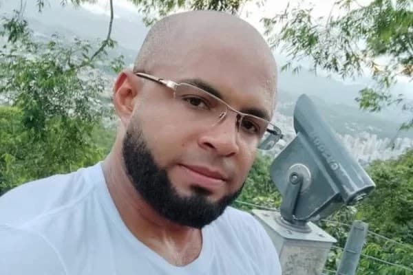 Psicólogo faz live após matar namorada e morre em ação da PM