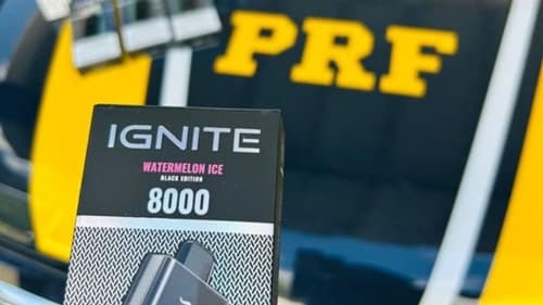 PRF apreende carga ilegal de cigarros eletrônicos em ônibus na BR-116, na Bahia