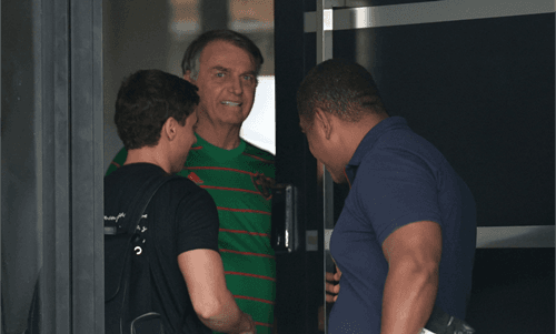 Moraes autoriza transferência de Bolsonaro para a Papudinha e detalha condições especiais de custódia