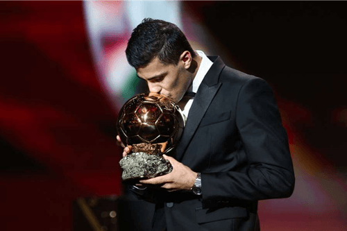 Rodri conquista a Bola de Ouro e leva a Espanha ao topo do futebol mundial após 64 anos