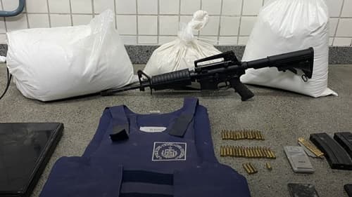 Polícia apreende 45 kg de Cocaína e Fuzil em Operação Conjunta em Ipiaú