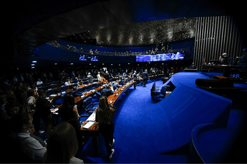 Aprovado pelo Senado, seguro obrigatório para acidentes de trânsito vai à sanção