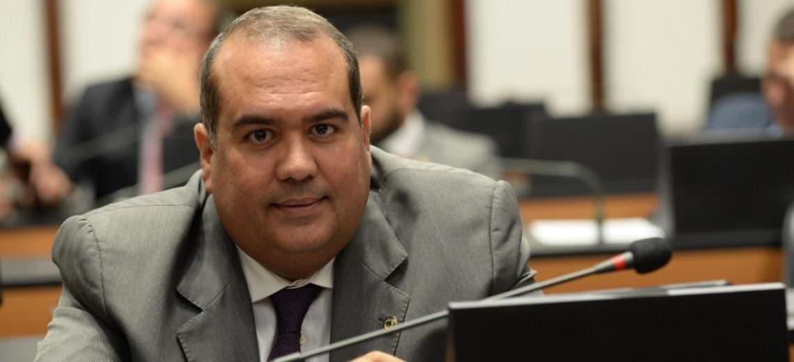 "Será mais uma fake news de Rui?", questiona Sandro Régis sobre duplicação da BR-415