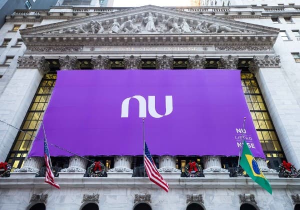 Destaque em 2021, papeis do Nubank se desvalorizaram 40%