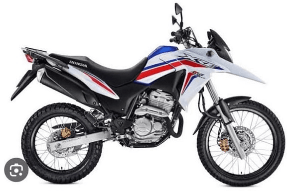 Motocicleta XRE 300 Branca com Adesivos Azul e Vermelho é Roubada em Ipiaú
