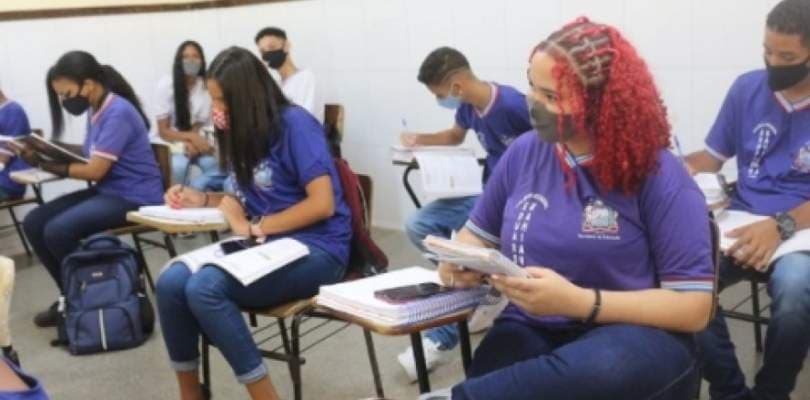 Retorno às aulas 100% presenciais na rede estadual de ensino tem adesão maior do que o previsto